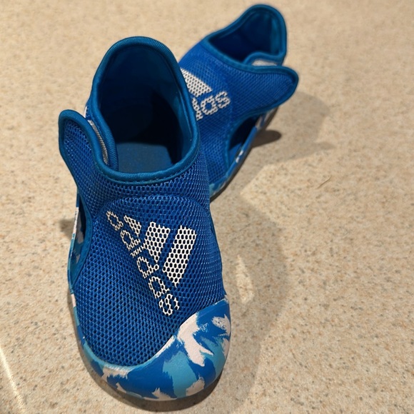 Adidas Kids Blue Slip-On Shoes slides sandals Large instep with Velcro closure - Picture 9 of 9